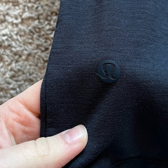 Lululemon Evolution Short-Sleeve Polo Shirt
DESIGNED FOR GOLF AND CASUAL
Men’s L - Picture 6 of 7